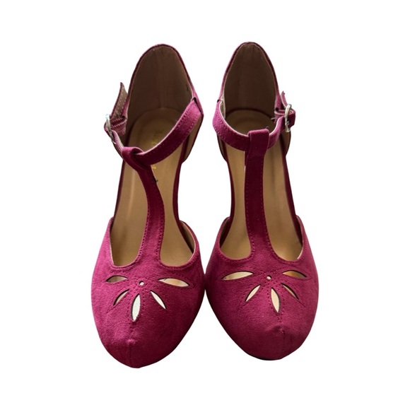 Rockabilly Pinup Burgundy T-Shape Heels ModCloth - Picture 15 of 17